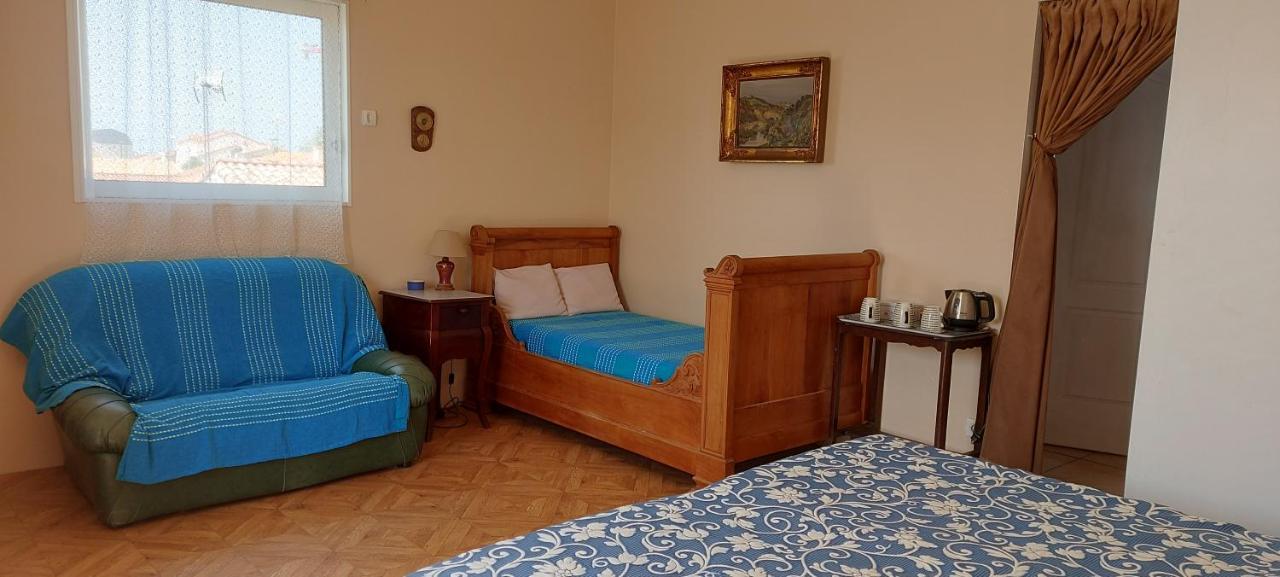 Chambre D'Hote Fleur De Potager Ле-Сабль-д'Олонн Екстер'єр фото